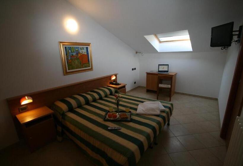 Пентхаус, Albergo Villa Ada