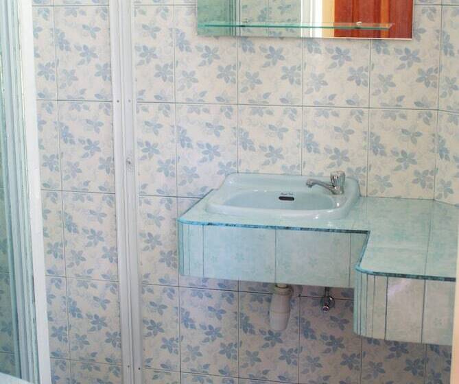 Quarto Estandar, Asian Belgian Resort