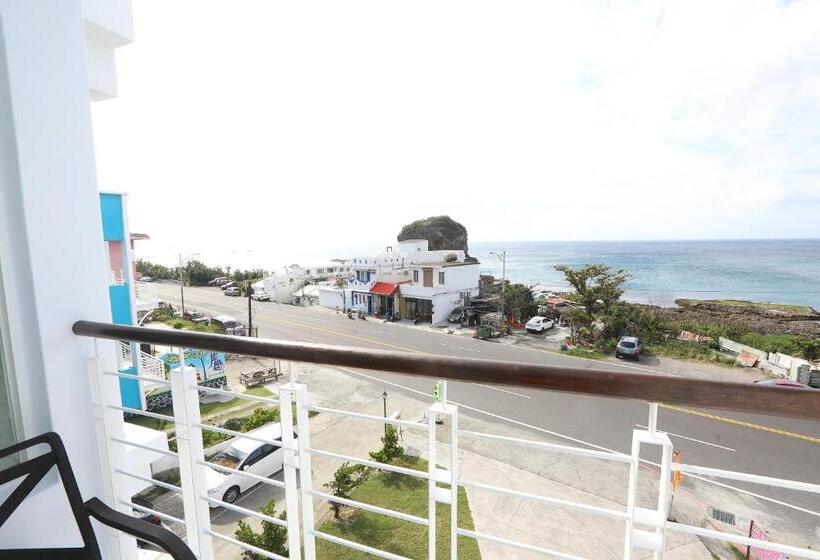 اتاق استاندارد چهار تخته با چشم‌انداز دریا, Hang Hai B & B