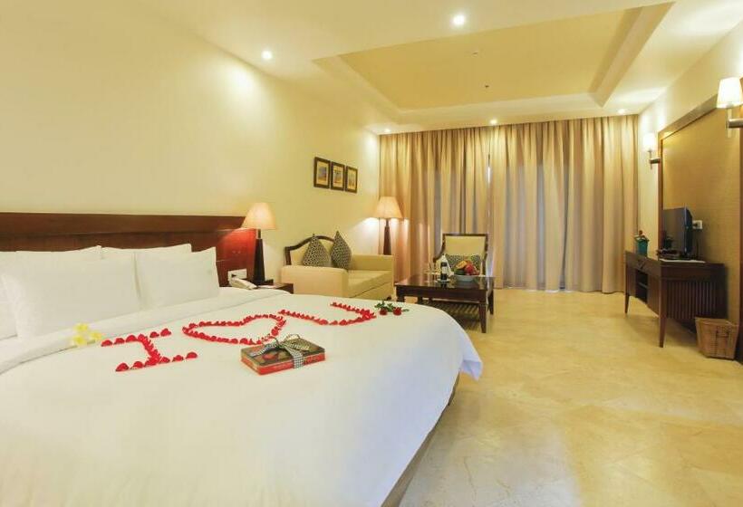 اتاق لوکس, Olalani Resort And Condotel