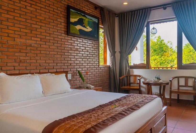 اتاق لوکس با چشم‌انداز باغ, The Garden House Phu Quoc Resort