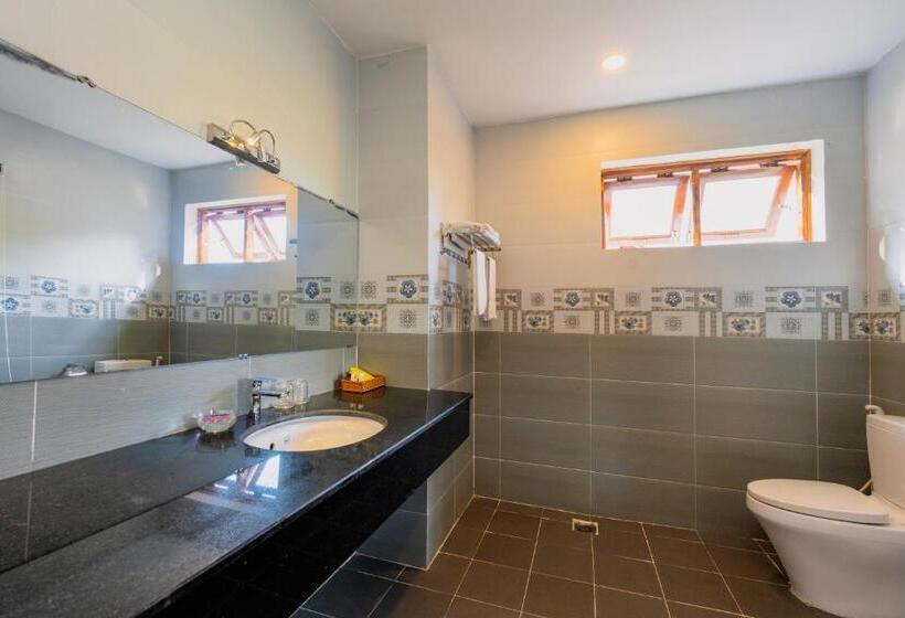 اتاق لوکس با چشم‌انداز باغ, The Garden House Phu Quoc Resort