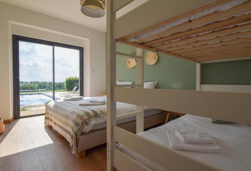 Дом 3 Спальни, Domaine D'essendiéras