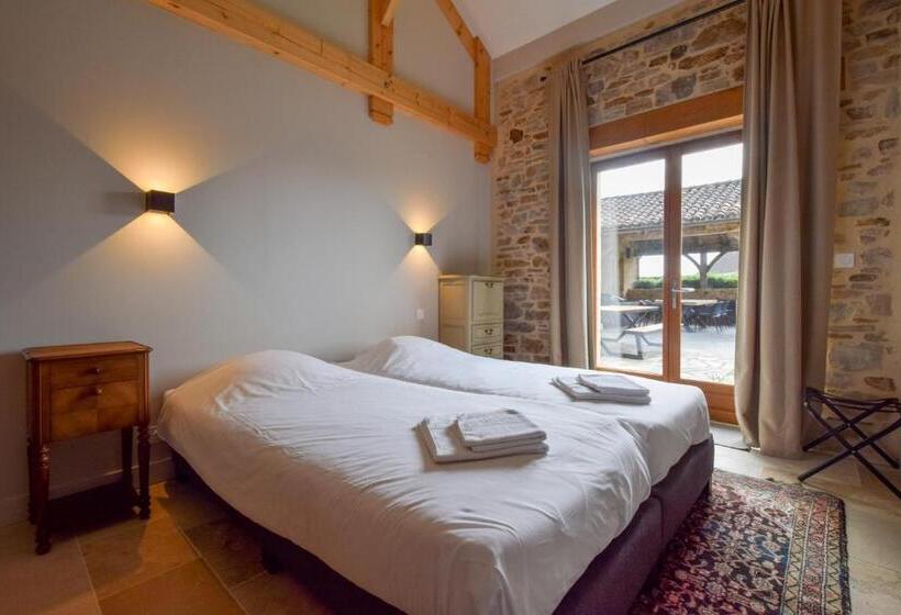 Дом 3 Спальни, Domaine D'essendiéras