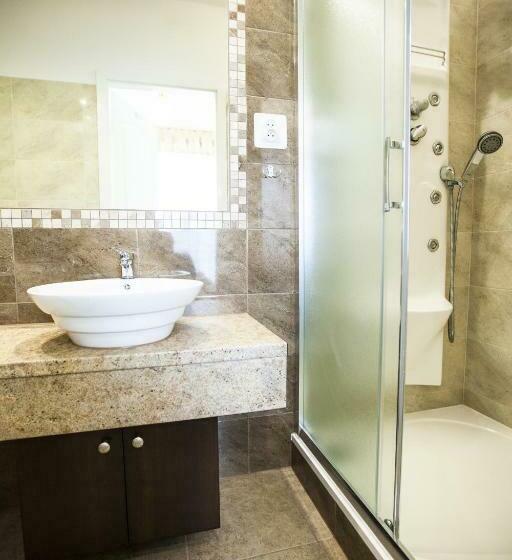 Quarto Triplo Estandar, Jantar