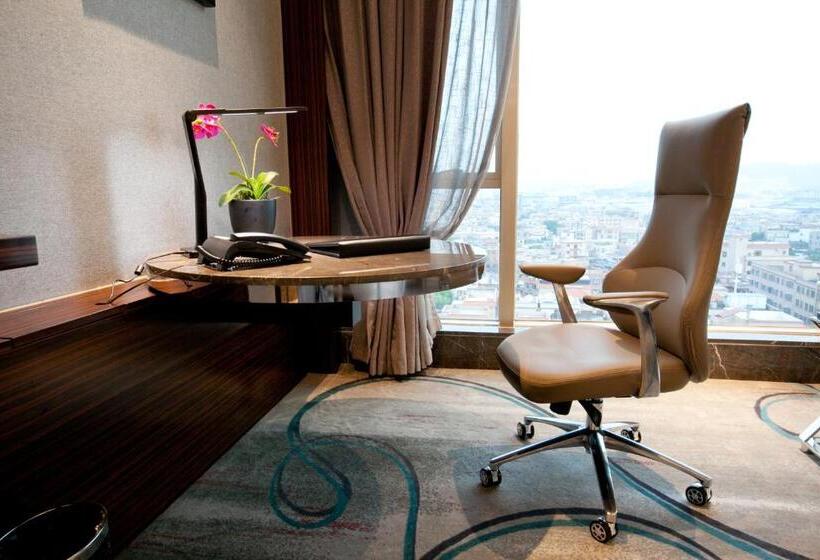 سوییت خانوادگی, Ramada Foshan Shunde