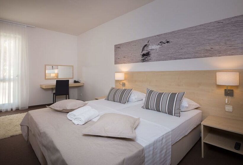 اتاق کلاسیک با چشم‌انداز دریا, Villas Arausana & Antonina