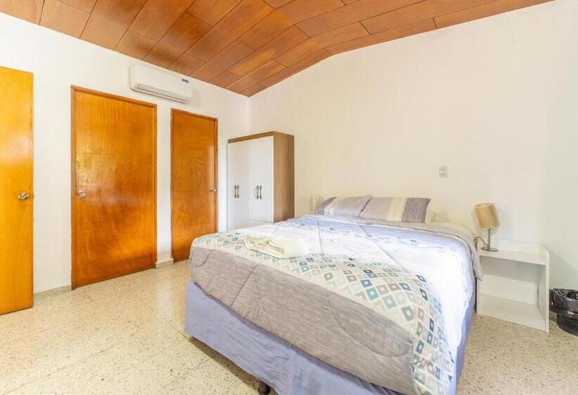 Семейный Номер Deluxe, Volcano Hostal Y Restaurante