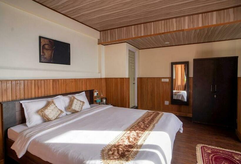 Полулюкс Вид на Горы, Hill Queen Near Sherpa Gumba Darjeeling Mall 5 Min Couple Friendly