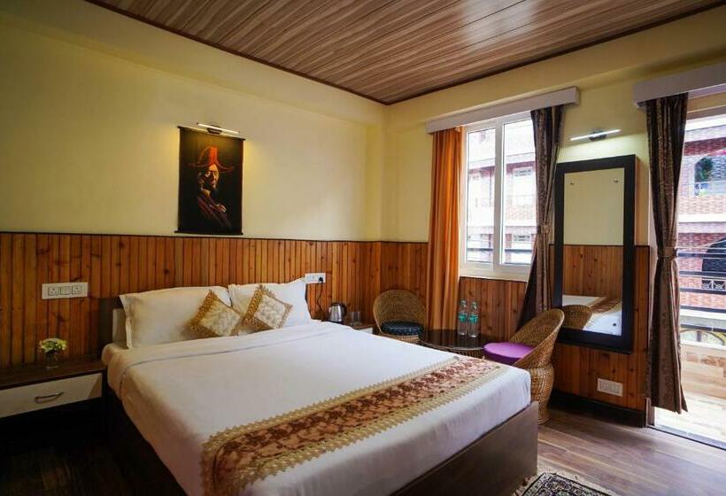 Номер Deluxe Кровать Кинг, Hill Queen Near Sherpa Gumba Darjeeling Mall 5 Min Couple Friendly