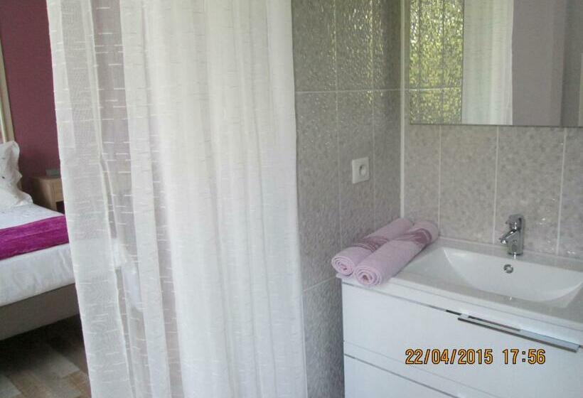 Номер Стандарт, Chambre D'hôtes Du Bois Joli