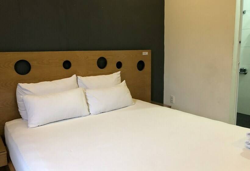 اتاق لوکس, Istay Inn Saigon
