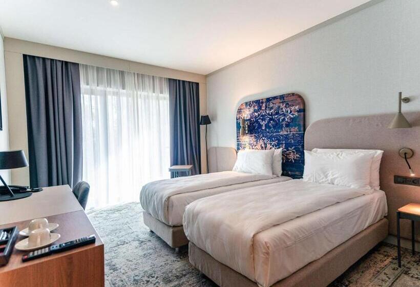 اتاق کلاسیک, Mercure Sibiu Arsenal