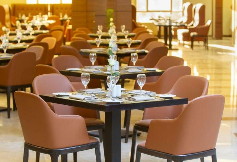 Номер Superior Кровать Кинг, Cloud City Hotel فندق مدينة السحاب