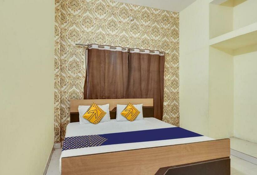 Трехместный Номер Классика, Spot On 81415 Hotel Vaishnavi
