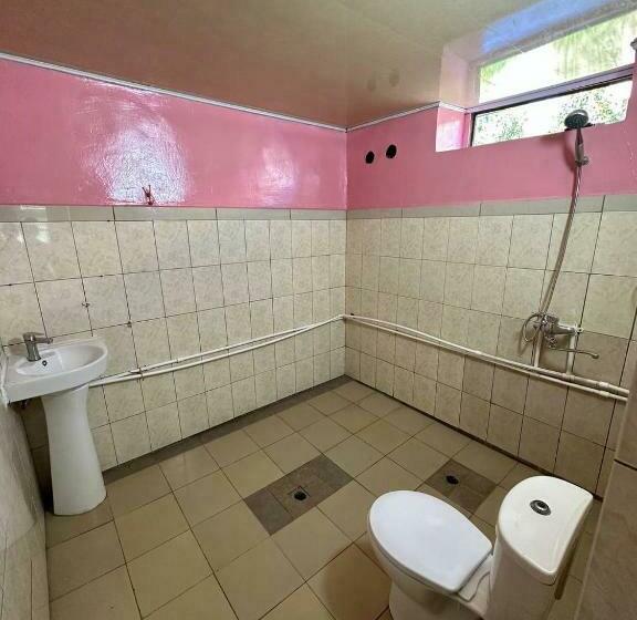 Family Suite, Yerivar