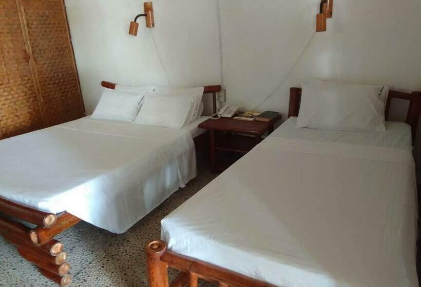 스탠다드 룸, Costa Aguada Island Resort, Guimaras