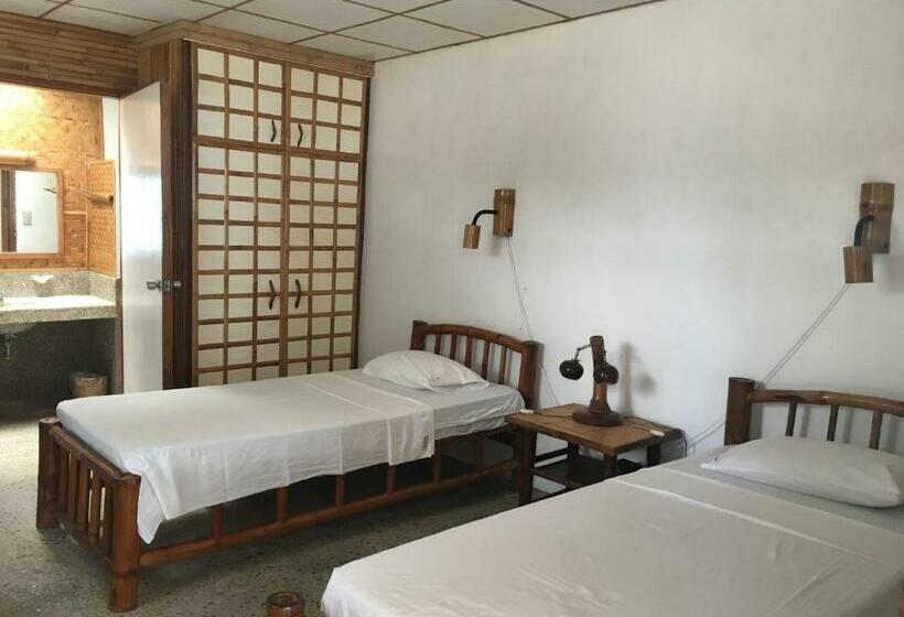 스탠다드 룸, Costa Aguada Island Resort, Guimaras