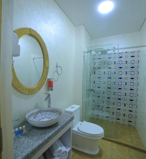 Люкс Кровать Кинг, Rizo Boutique