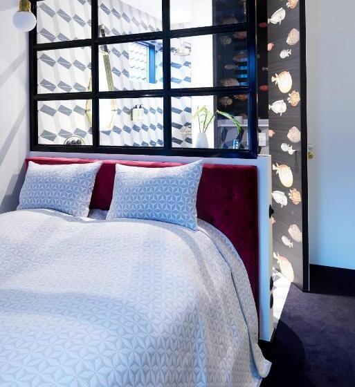 Quarto Economy, Five Rooms