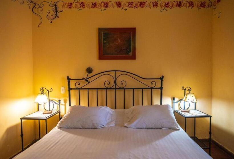 Полулюкс, Hacienda Don Justo Hotel Boutique Spa