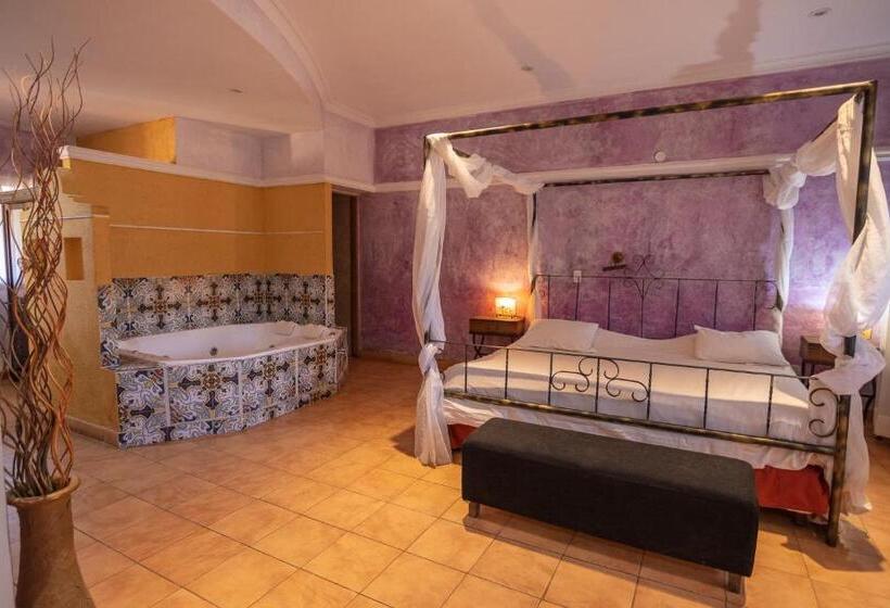 Люкс Повышенной Комфортности, Hacienda Don Justo Hotel Boutique Spa