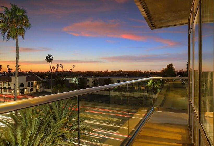 Студия Стандарт Двуспальная Кровать, Hampton Inn & Suites Lax El Segundo