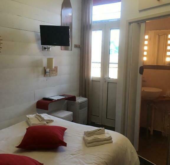 Номер Basic, Hôtel Familial L Ostréi
