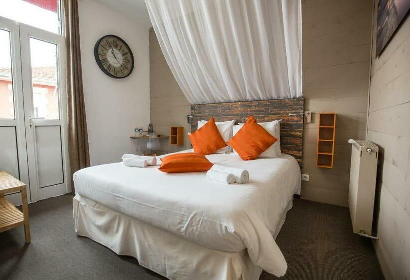 Номер Стандарт, Hôtel Familial L Ostréi