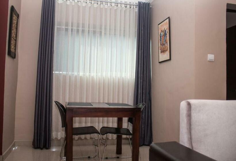 1 Bedroom Premium Apartment, Manjaro Suites