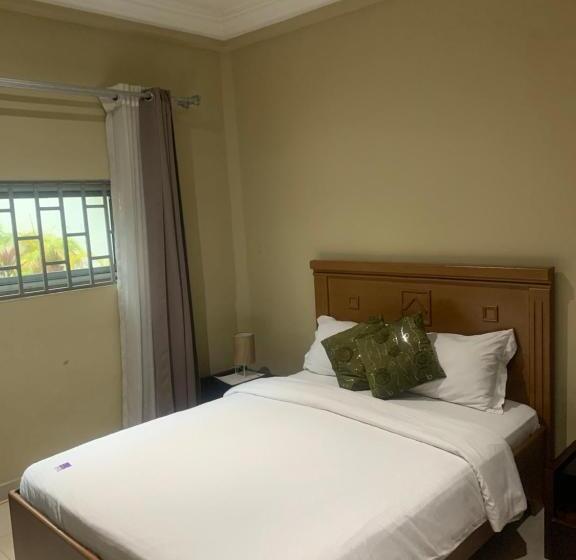 Standard Single Room, Manjaro Suites