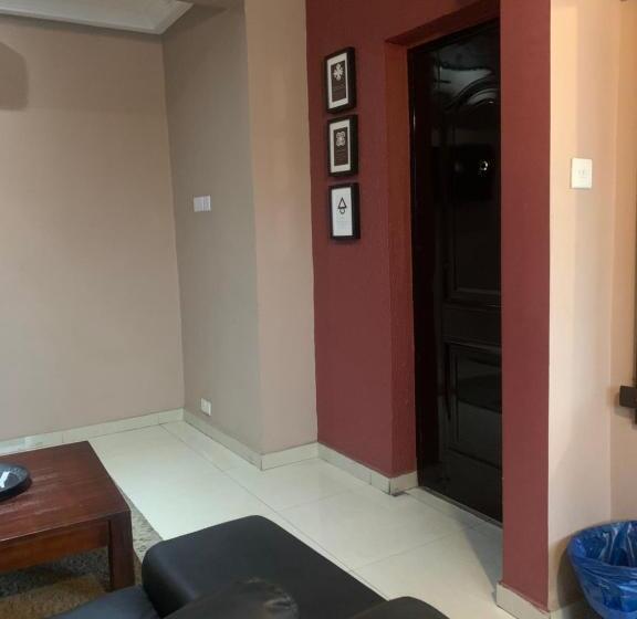1 Bedroom Premium Apartment, Manjaro Suites