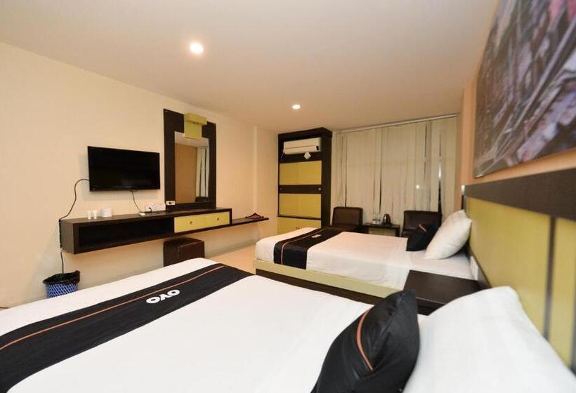 Номер Deluxe, Sampurna Jaya