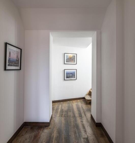 اتاق لوکس با بالکن, Easylife   Suite In Colonne San Lorenzo Milano
