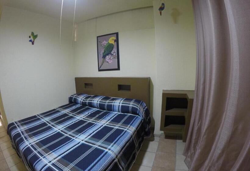 Quarto Estandar com Sacada, Hospedaje La Mexicana