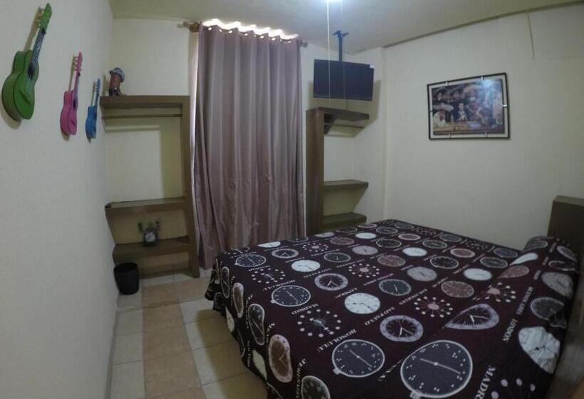 Quarto Estandar com Sacada, Hospedaje La Mexicana