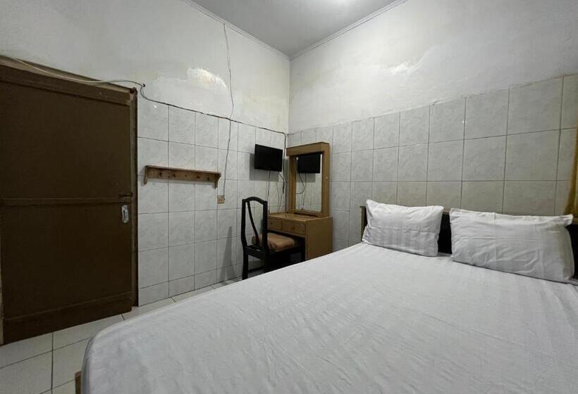 اتاق استاندارد, Oyo 93137 Kost Maharaja