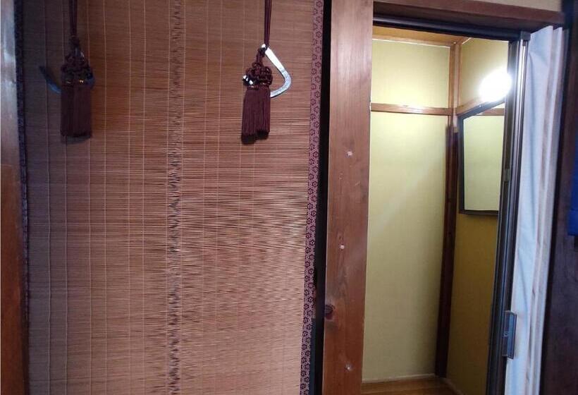 스탠다드 트리픔 룸 공동욕실, Guesthouse Kincha 駅東口