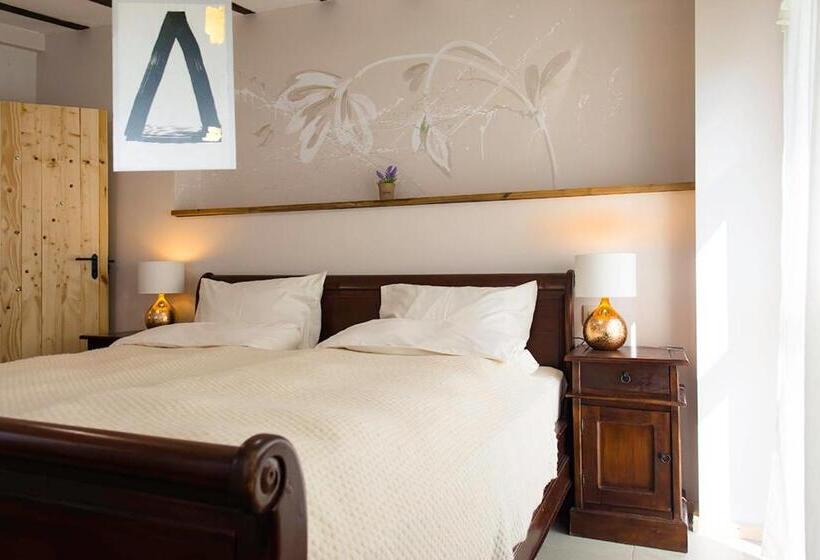 ガーデンビュースタンダードルーム, стаи за гости в ритрийт център светлина мир любов Guest Rooms In Light Peace Love Center