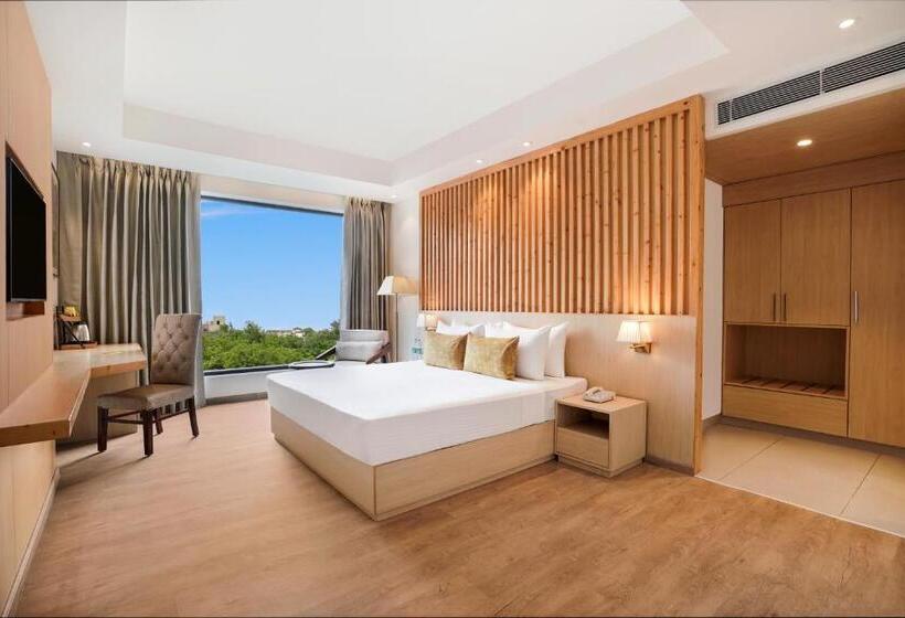 带大床的豪华间, Lemon Tree Hotel, Haridwar