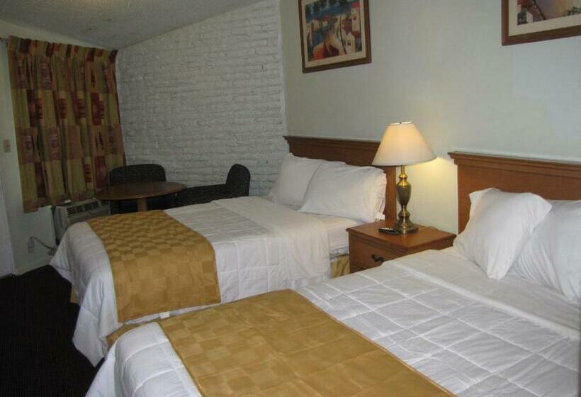 חדר סטנדרט שתי מיטות זוגיות, A1 Budget Motel