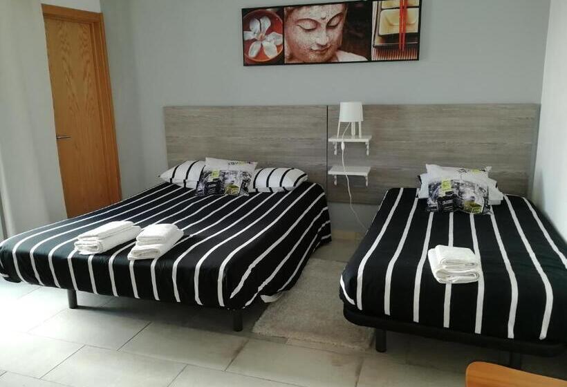 آپارتمان 1 خوابه با بالکن, Lagos City Center Guest House & Hostel