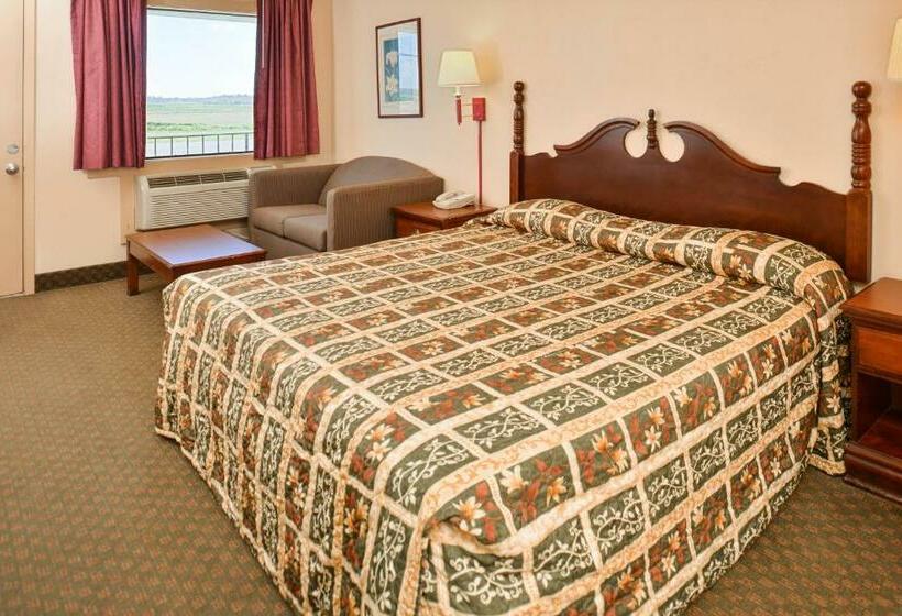 带大床的标准间, Howards Inn Motel