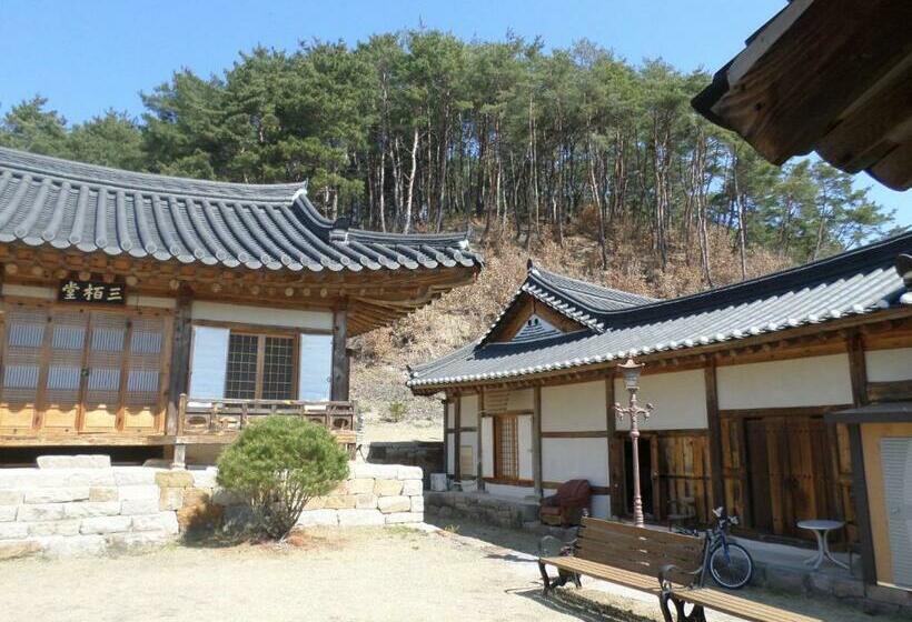 Семейный Номер, Ongyejongtaek Sambaekdang