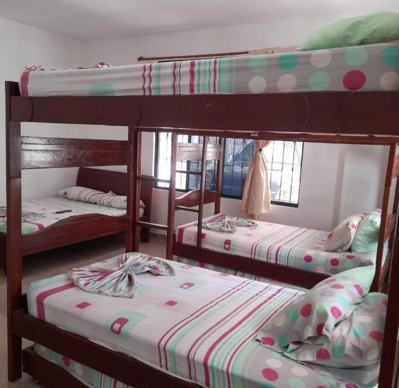 Семейный Номер, Club Campestre El Despertar De Las Aves