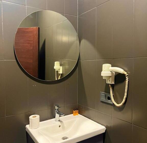 标准间, Güneşli̇ Ai̇rport Sui̇te