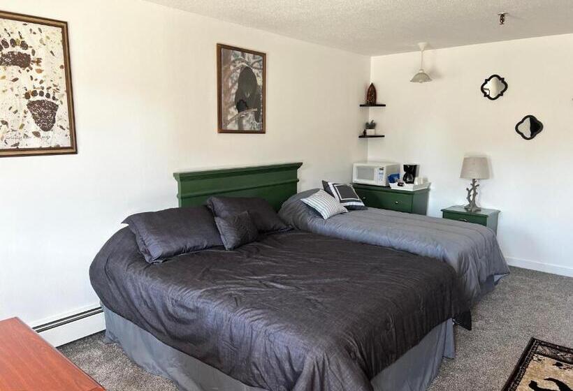 Номер Deluxe, The Kenai Inn