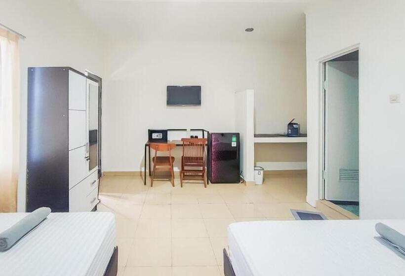 غرفة عائلية, Urbanview Ava Guest House Goa Gong