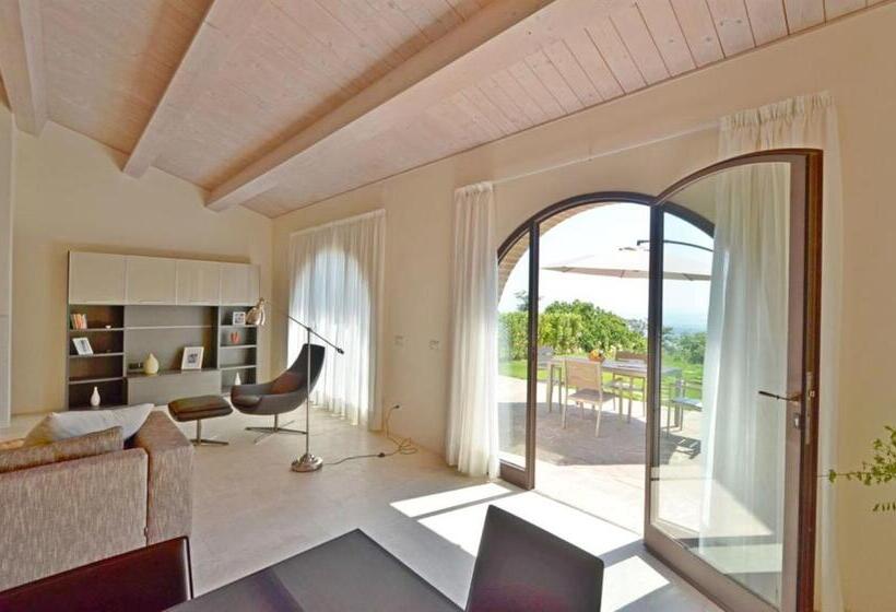 スリーベッドルーム　ヴィラ, Luxury Resort With Swimming Pool In The Tuscan Countryside, Villas On The Ground Floor With Private