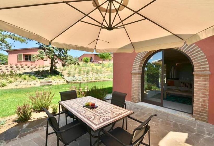 ツーベッドルーム　ヴィラ, Luxury Resort With Swimming Pool In The Tuscan Countryside, Villas On The Ground Floor With Private